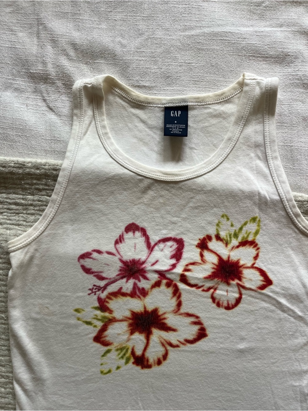 GAP White Tank Top with Floral Print